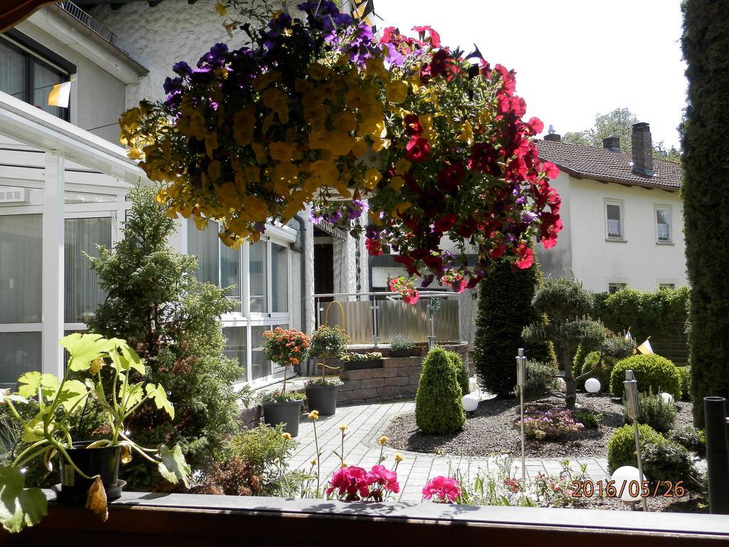 Ferienwohnungen Haus Waltraud Steinwiesen Exterior foto